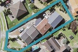 2/68 Takutai Avenue, Half Moon Bay, Auckland