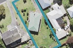 12 Barron Drive, Green Bay, Auckland