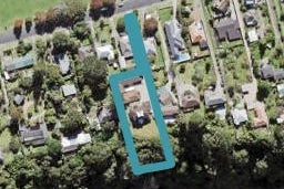 42 Cliff View Drive, Green Bay, Auckland