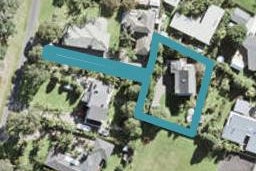 33 Riverside Drive, Point Wells