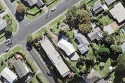 8B Hadfield Street, Beach Haven, Auckland