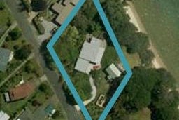 19 Graham Street, One Tree Point
