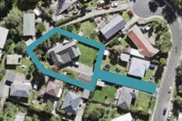 60 Fairclough Road, Beach Haven, Auckland