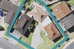 2/1 Robbies Road, Shelly Park, Auckland