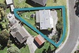 70 Kia Ora Road, Beach Haven, Auckland