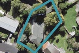 8 Edgewood Way, Henderson, Auckland