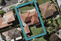 1 Currey Crescent, Milford, Auckland