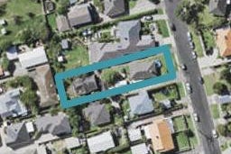 2/13 Fraser Road, Narrow Neck, Auckland
