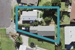 1/26 Hueglow Rise, West Harbour, Auckland