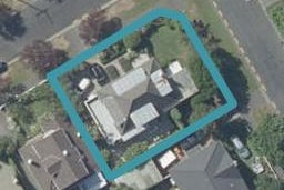 28 Wycolla Avenue, Saint Clair, Dunedin