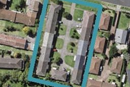 8/17 Kings Road, Panmure, Auckland