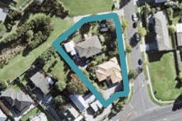 1/27 Oteha Valley Road, Northcross, Auckland
