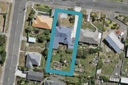 210 Barrow Street, Bluff