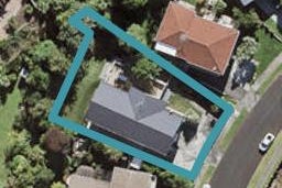 9 Calman Place, Chatswood, Auckland