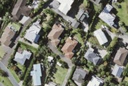 2/0 East Coast Road, Browns Bay, Auckland