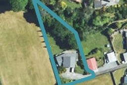 11 Swansea Road, Stratford
