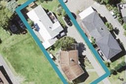 2/83 Arran Road, Browns Bay, Auckland