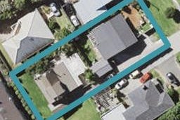 2/642 East Coast Road, Pinehill, Auckland