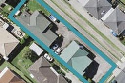 2/57 Shakespeare Road, Milford, Auckland