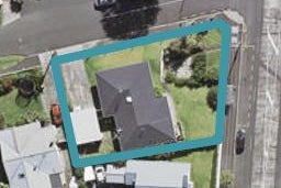 2/148 Queen Street, Northcote Point, Auckland