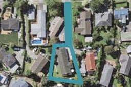 15 La Perouse Street, Botany Downs, Auckland