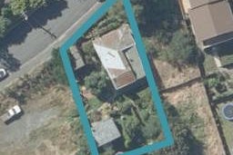 6 Adderley Terrace, Ravensbourne, Dunedin
