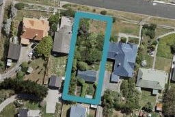 106 Foyle Street, Bluff