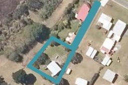 614 Kellys Bay Road, POUTO