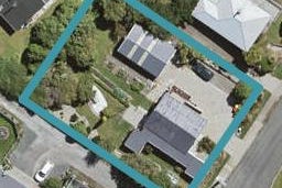55 Walker Street, Bluff