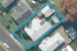 217 Sunnybank Crescent, Camberley, Hastings