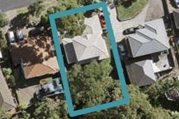 115 Awaroa Road, Sunnyvale, Auckland