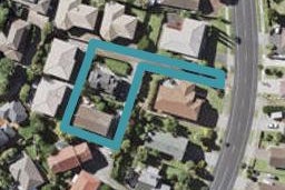 1/96 Gosford Drive, Botany Downs, Auckland