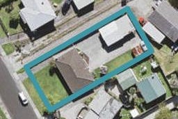 21 Thornlow Street, Glendene, Auckland