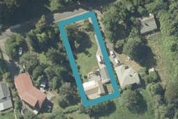 24 Ellesmere Street, Ravensbourne, Dunedin