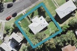 12 Sispara Place, Beach Haven, Auckland