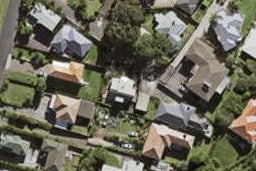 2/7 Sampson Lane, Northcote, Auckland