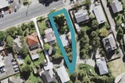 111 Beach Haven Road, Beach Haven, Auckland