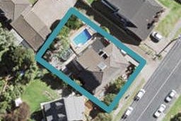 27 Avonleigh Road, Green Bay, Auckland