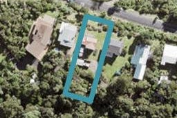 83 Seaview Road, Piha, Piha