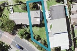 11C Montgomery Avenue, Rothesay Bay, Auckland