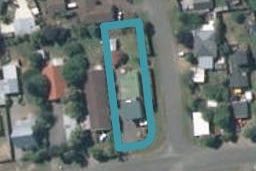 24 Queens Avenue, Waikuku Beach, Waikuku Beach