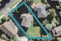 14 Topliss Drive, Northcross, Auckland