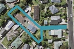 2/12 Lyford Crescent, Sunnynook, Auckland