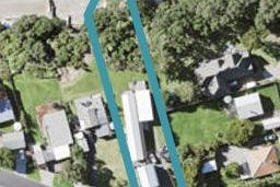 1 Hawke Crescent, Beachlands, Auckland