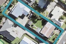 2/932 East Coast Road, Northcross, Auckland