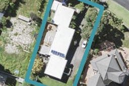 3/42 Beach Road, Castor Bay, Auckland