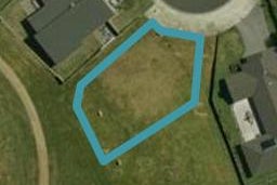 18 Hoihere Drive, One Tree Point