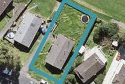 17 Beauchamp Drive, Massey, Auckland