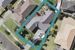 21 West Fairway, Golflands, Auckland