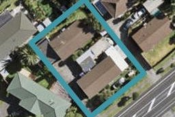 2/31 Etherton Drive, Weymouth, Auckland